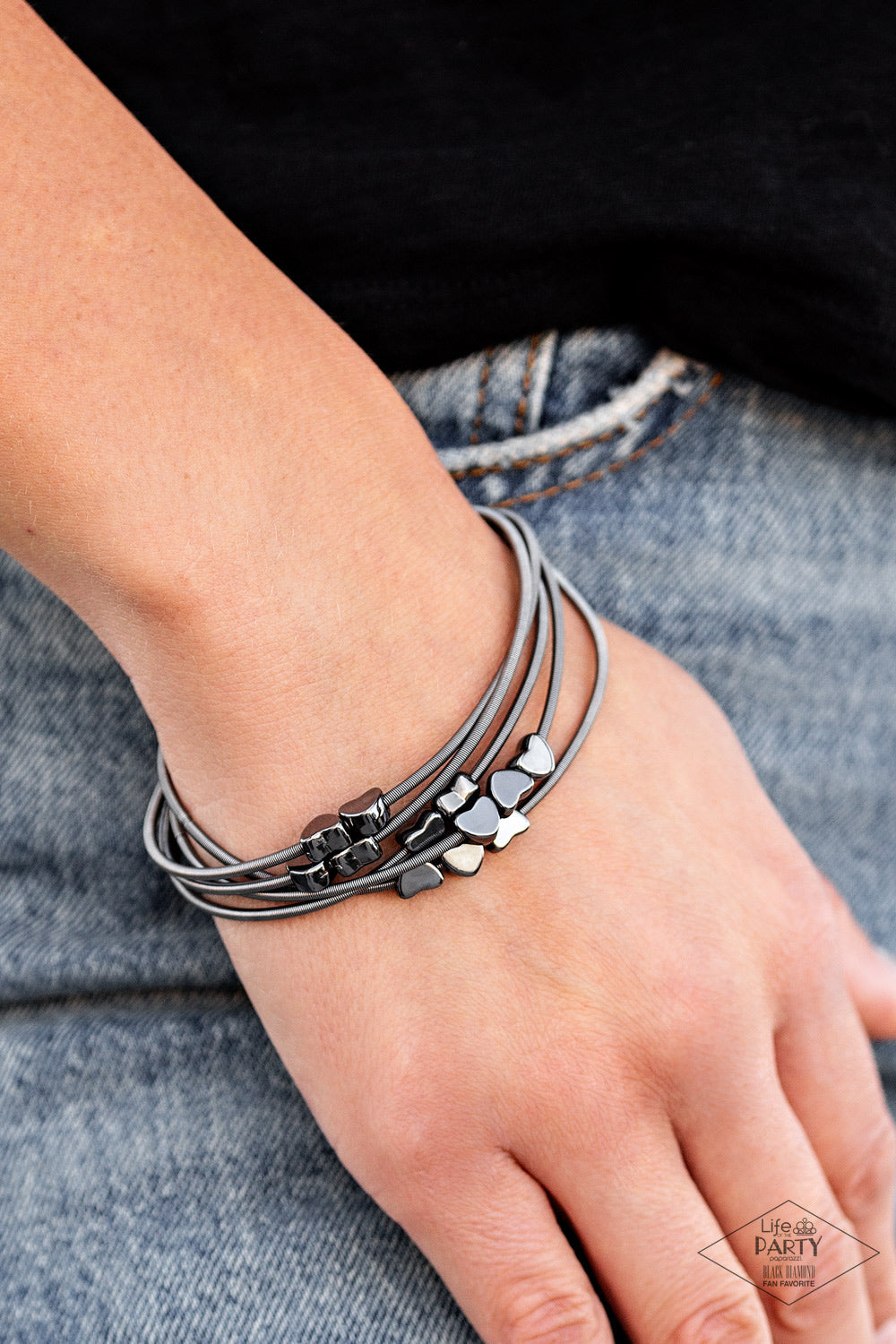 Charmingly Cupid - Black