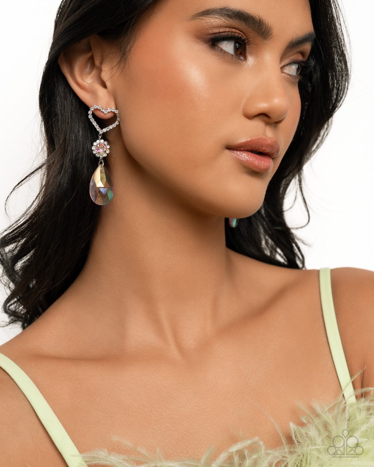 Faceted Frenzy - Hearts - Iridescent - Pink