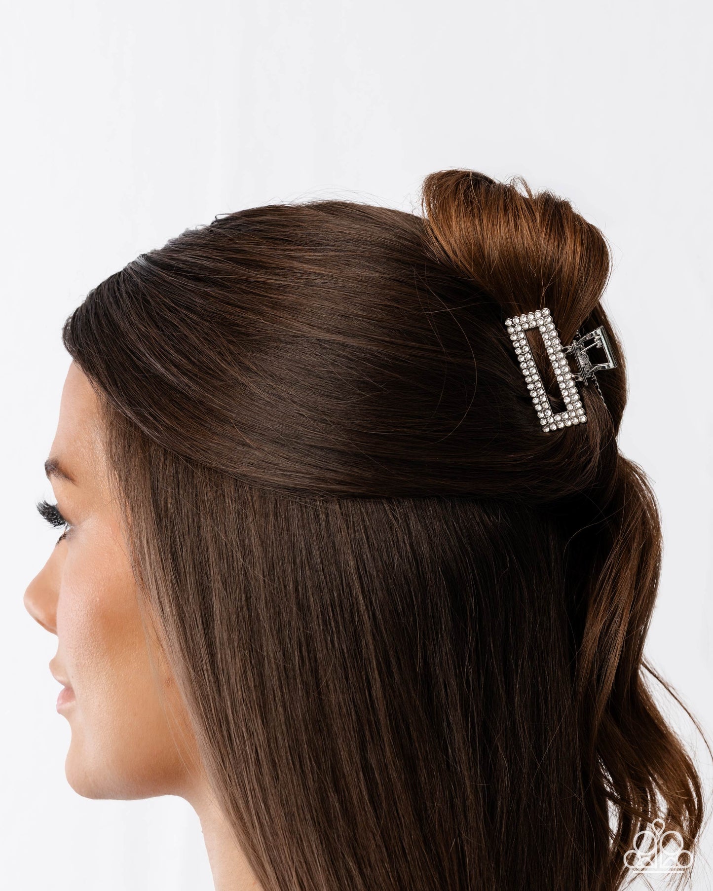 Refulgent Rows - White