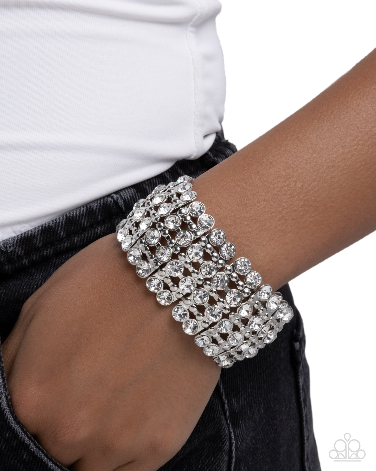 Exuberant Elegance - Silver - White