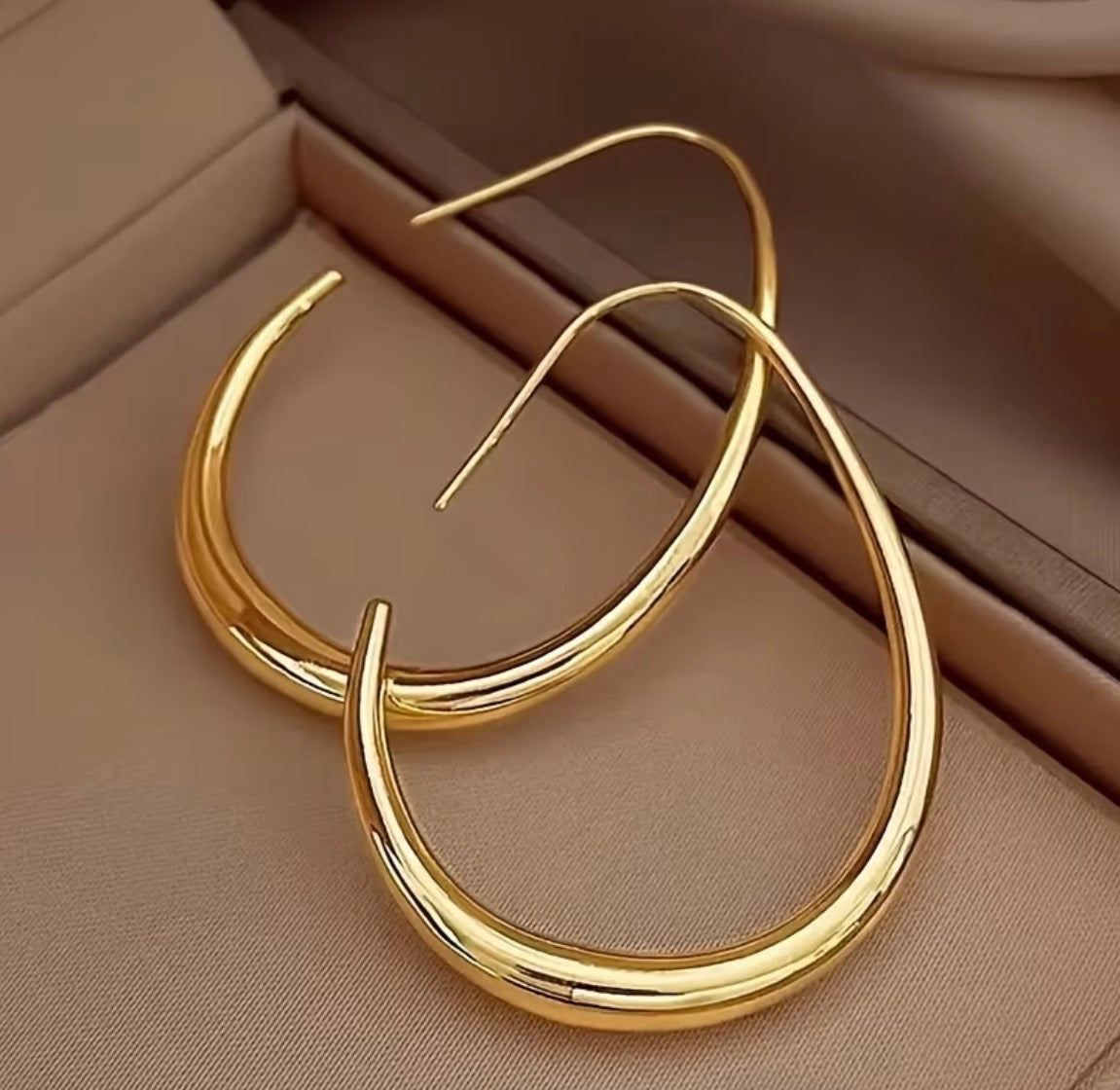 Living Luxe - Gold