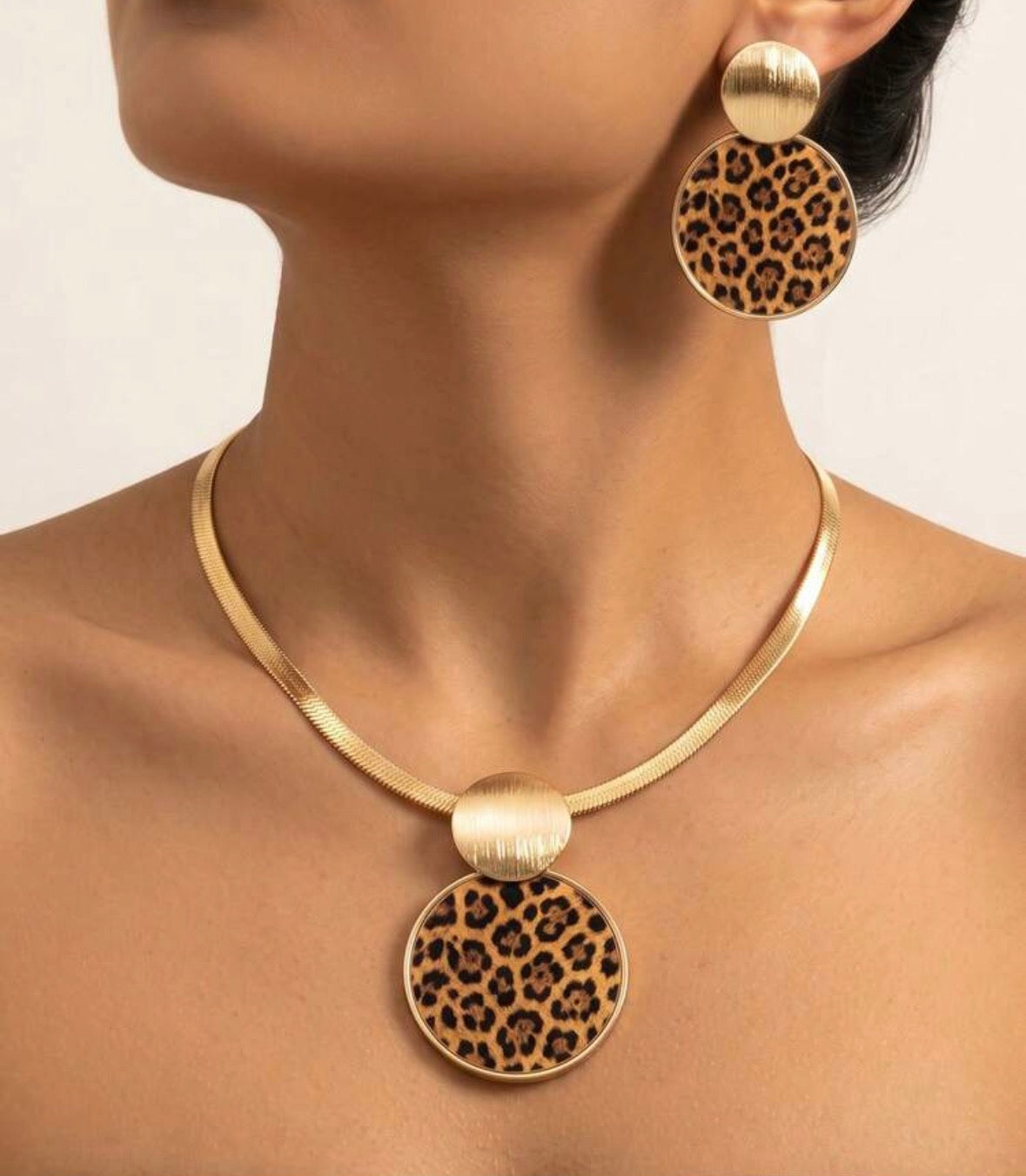 Lioness - Brown