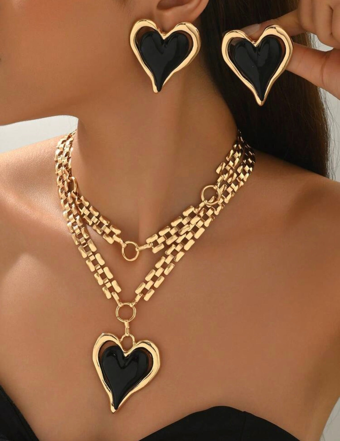 Luxe Love - Black