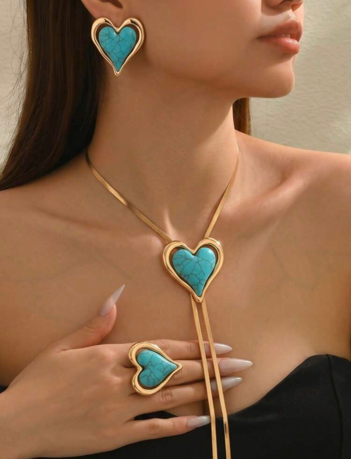 Heart On The Sleeve - Blue - Complete Look