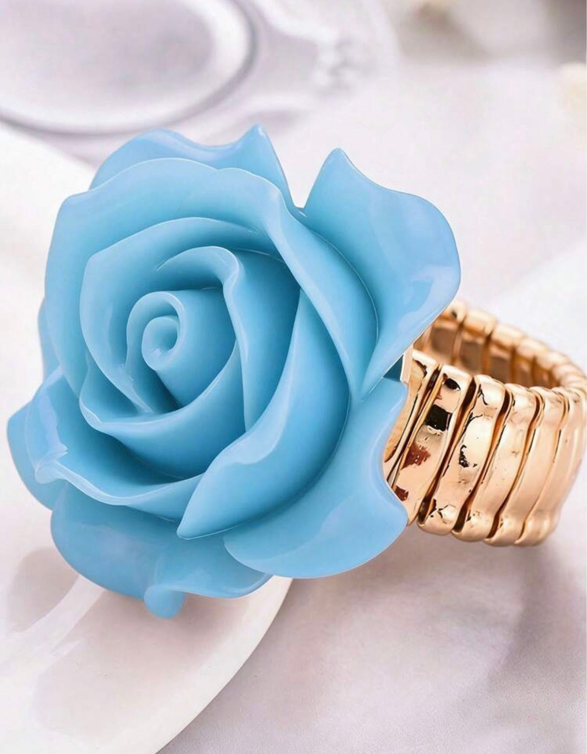 Run For The Roses - Blue (Light)