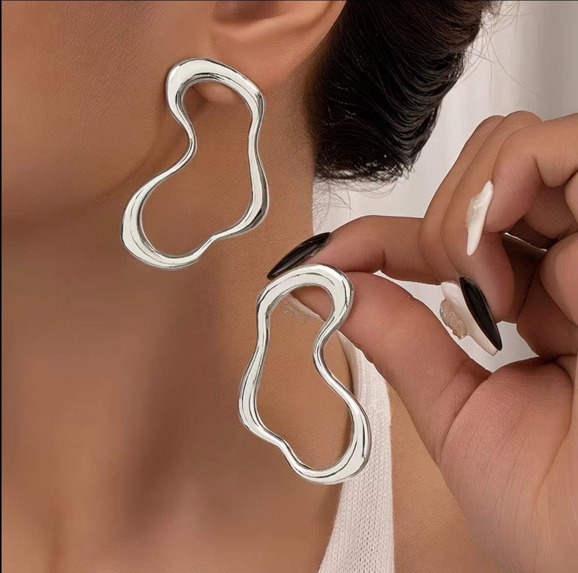 Wavy Wonders - Silver