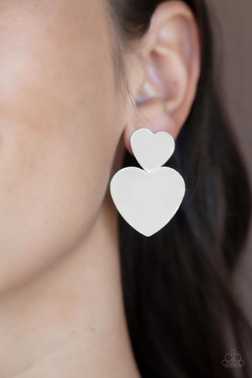 Heart-Racing Refinement - Hearts - Silver