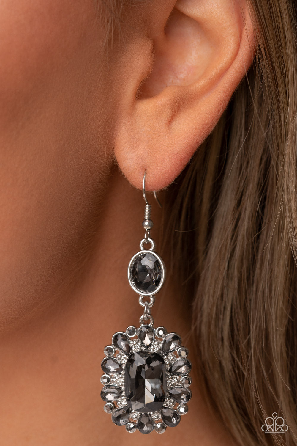 Capriciously Cosmopolitan - Smoky - Silver