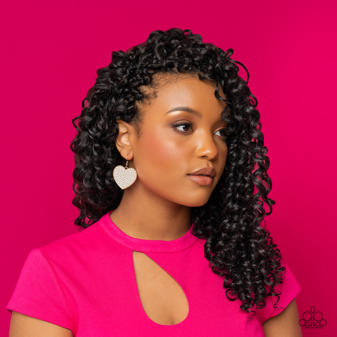 Romantic Reign - Hearts - Gold