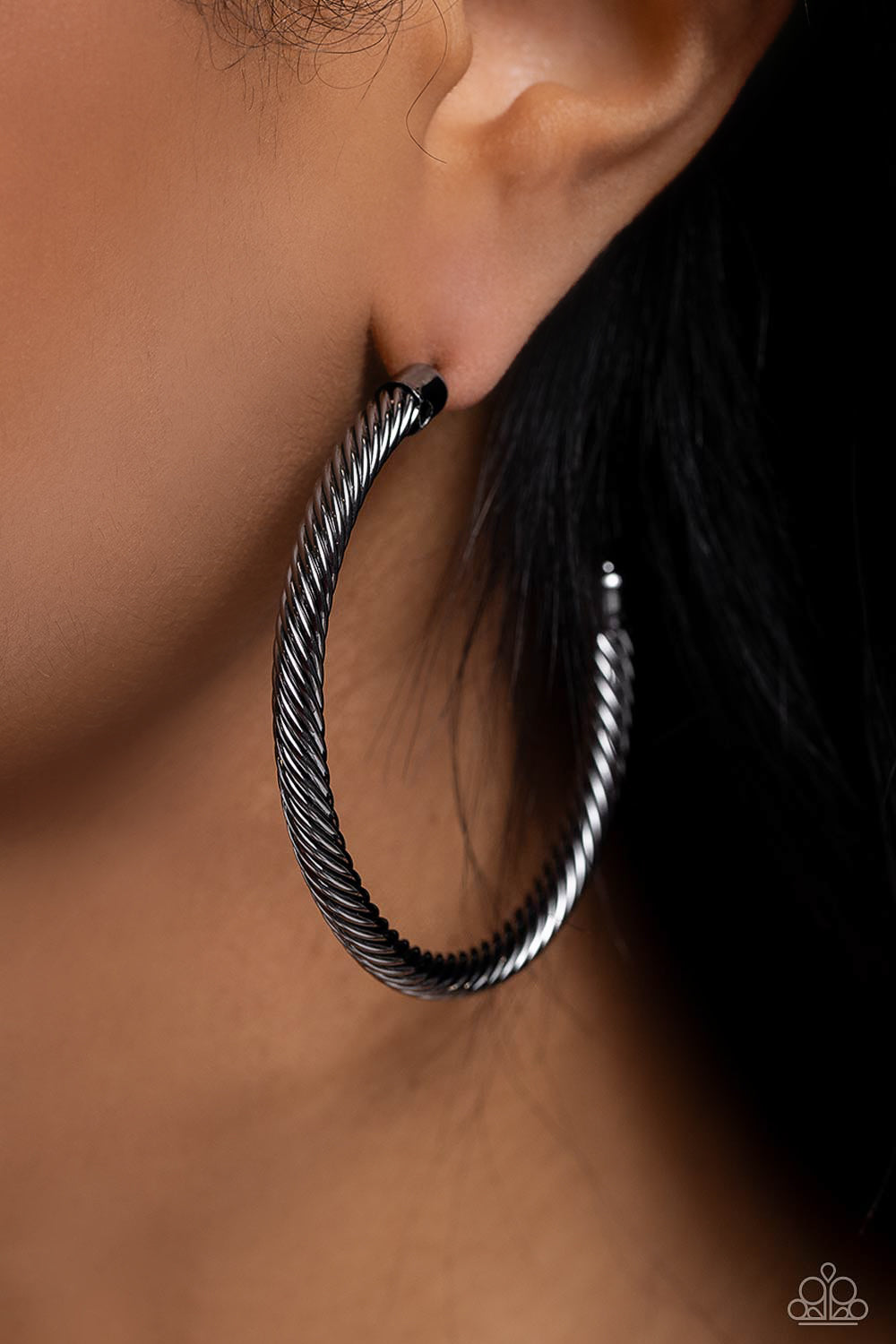 Roped in Radiance - Gunmetal