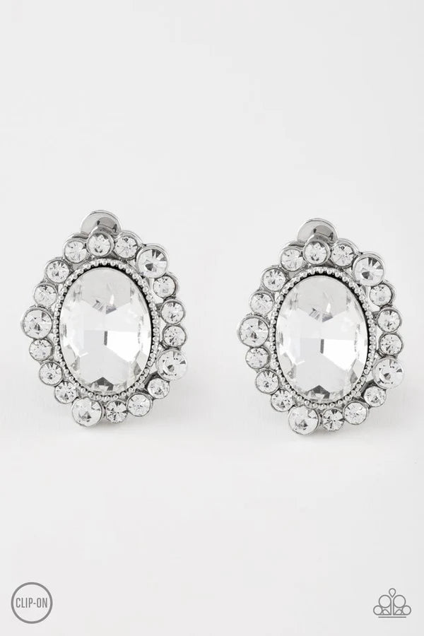 Hold Court - Silver - White