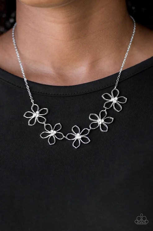 Hoppin Hibiscus - Silver - White