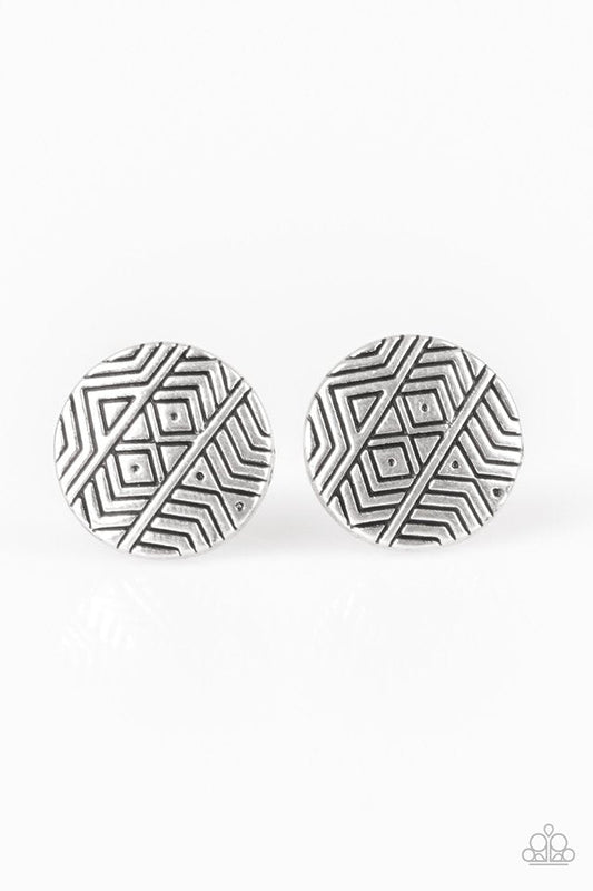 bright-as-a-button-silver-p5po-svxx-136xx