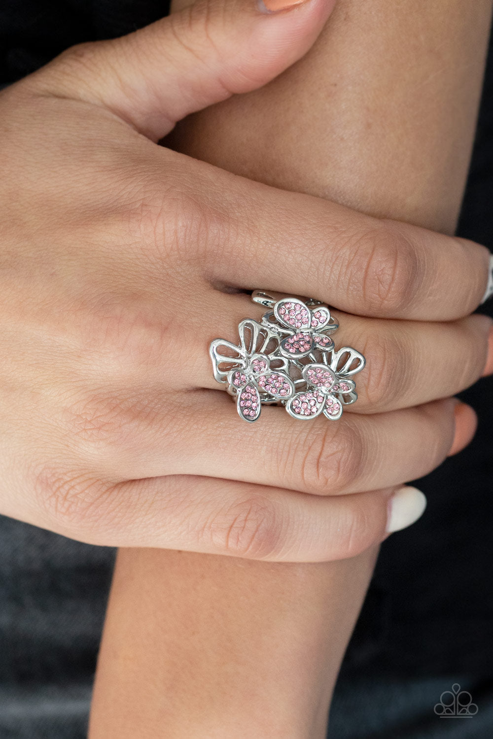 Paparazzi Ring ~ Flighty Flutter - Pink