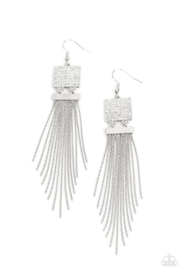 Dramatically Deco - Silver - White