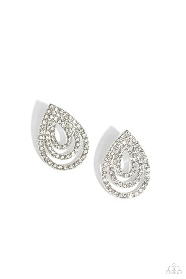 Red Carpet Reverie - Silver - White
