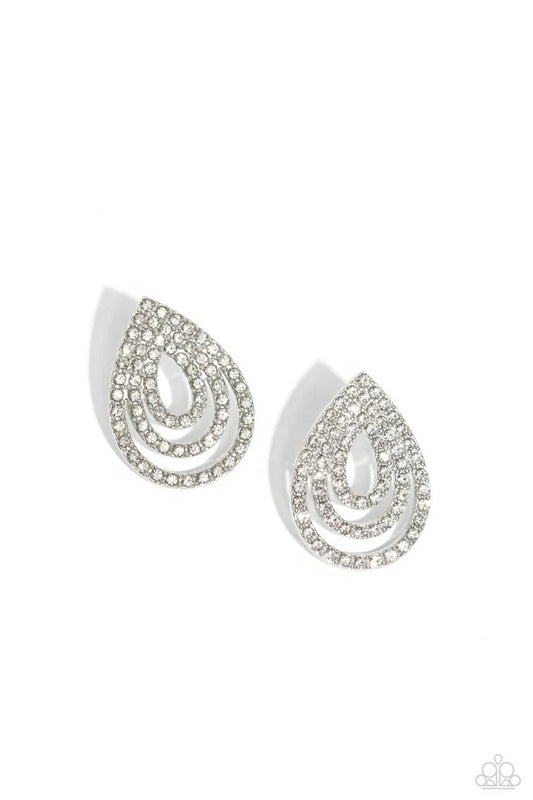 Red Carpet Reverie - Silver - White