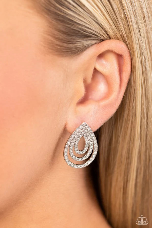 Red Carpet Reverie - Silver - White
