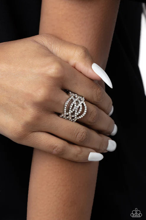Interlocked Impression - Silver - White