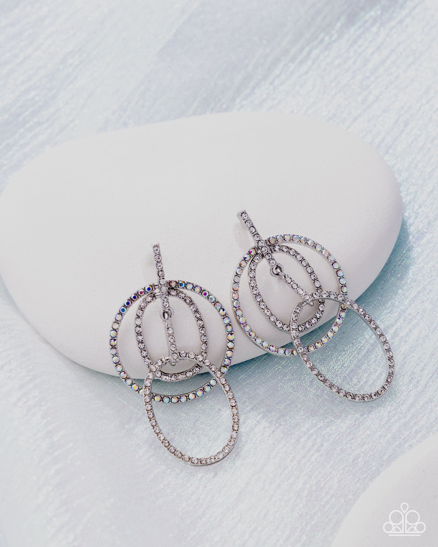 Geometric Glitz - Iridescent -Multi