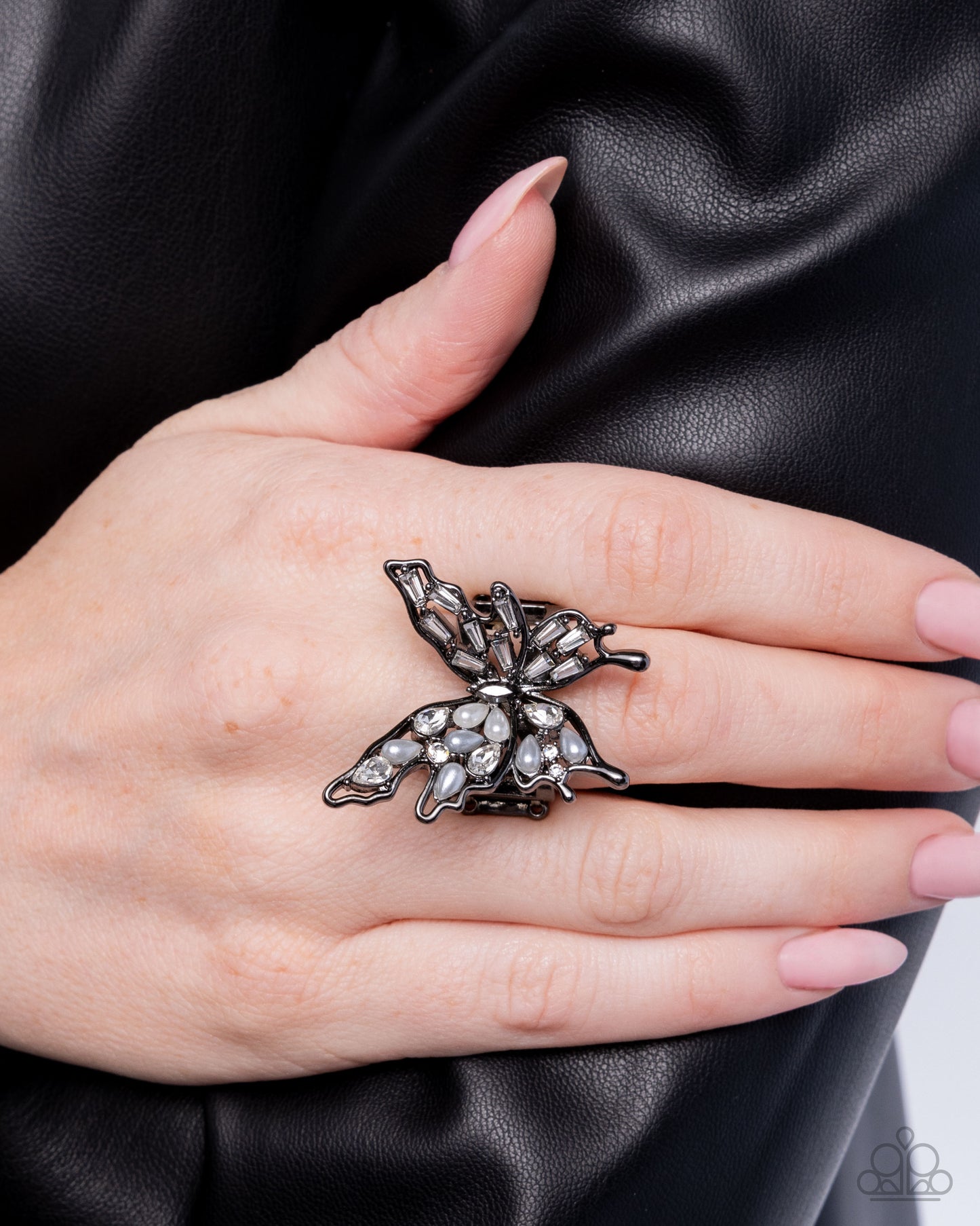 Complete Look - Gunmetal Butterfly