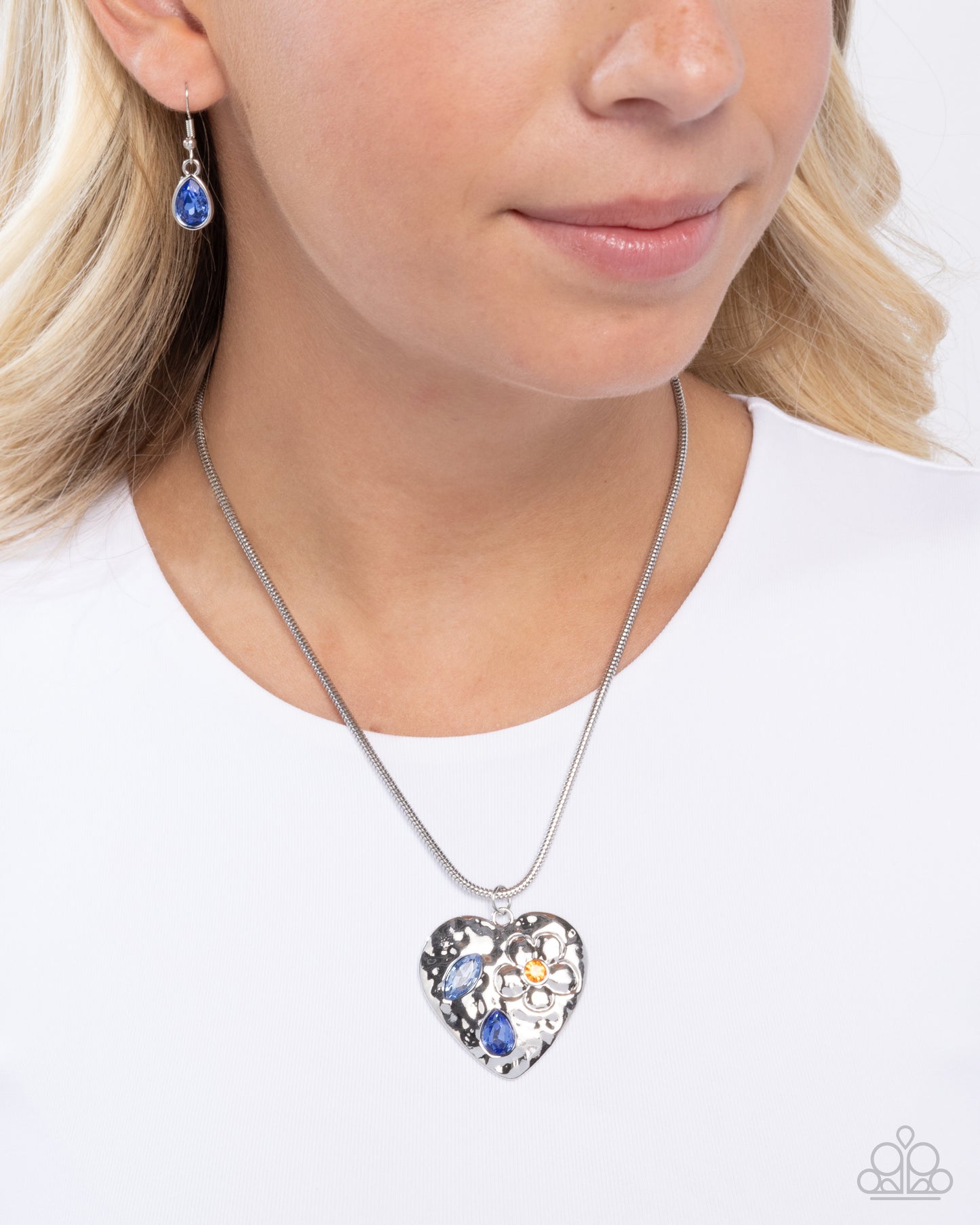 Outgoing Opulence - Multi - Blue