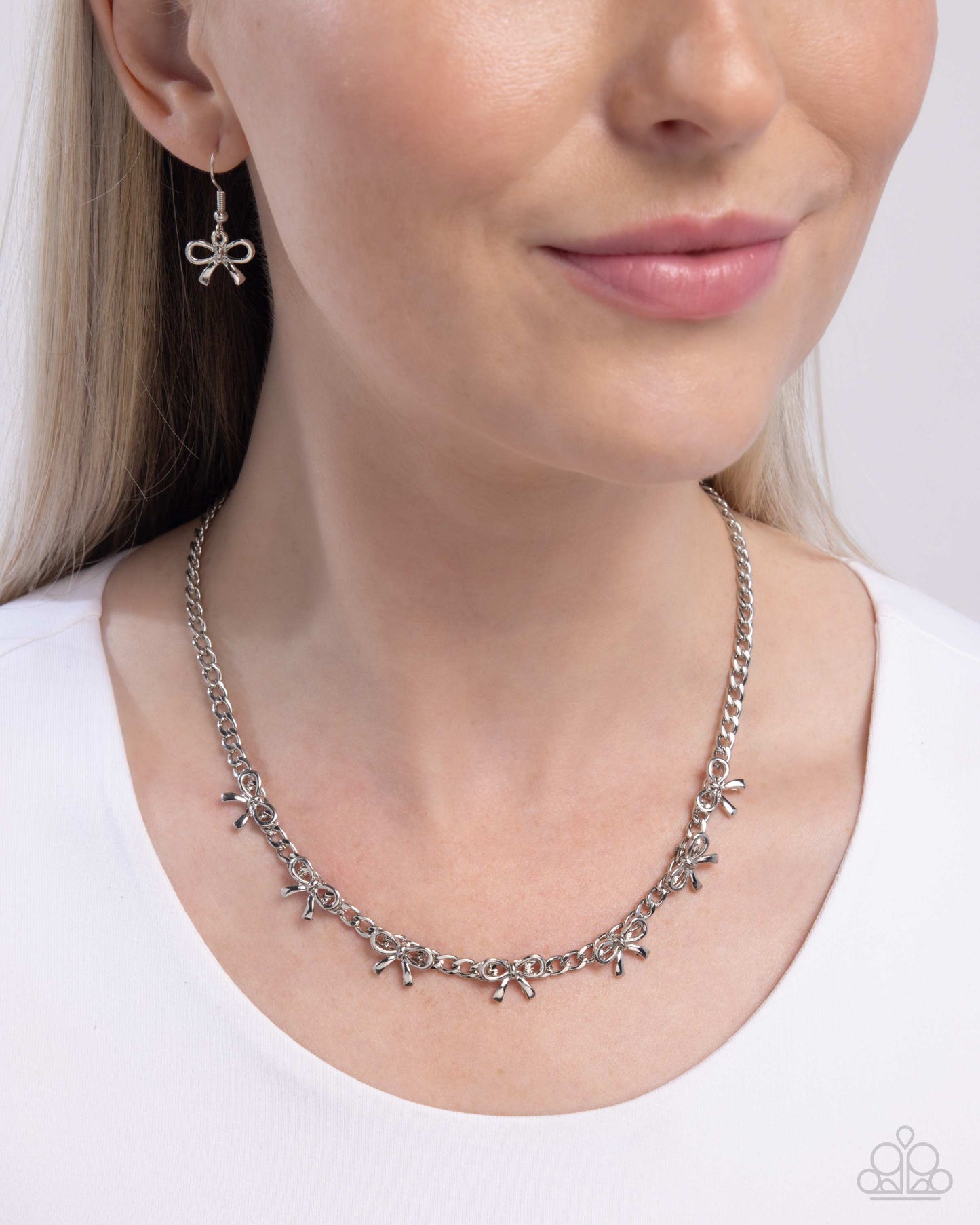 BOW the Knee - Silver