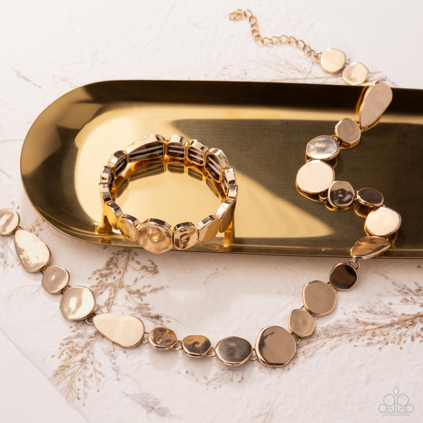 Abstract Assumption - Complete Look - BB GD KW