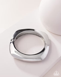 Rounded Reflection - Silver