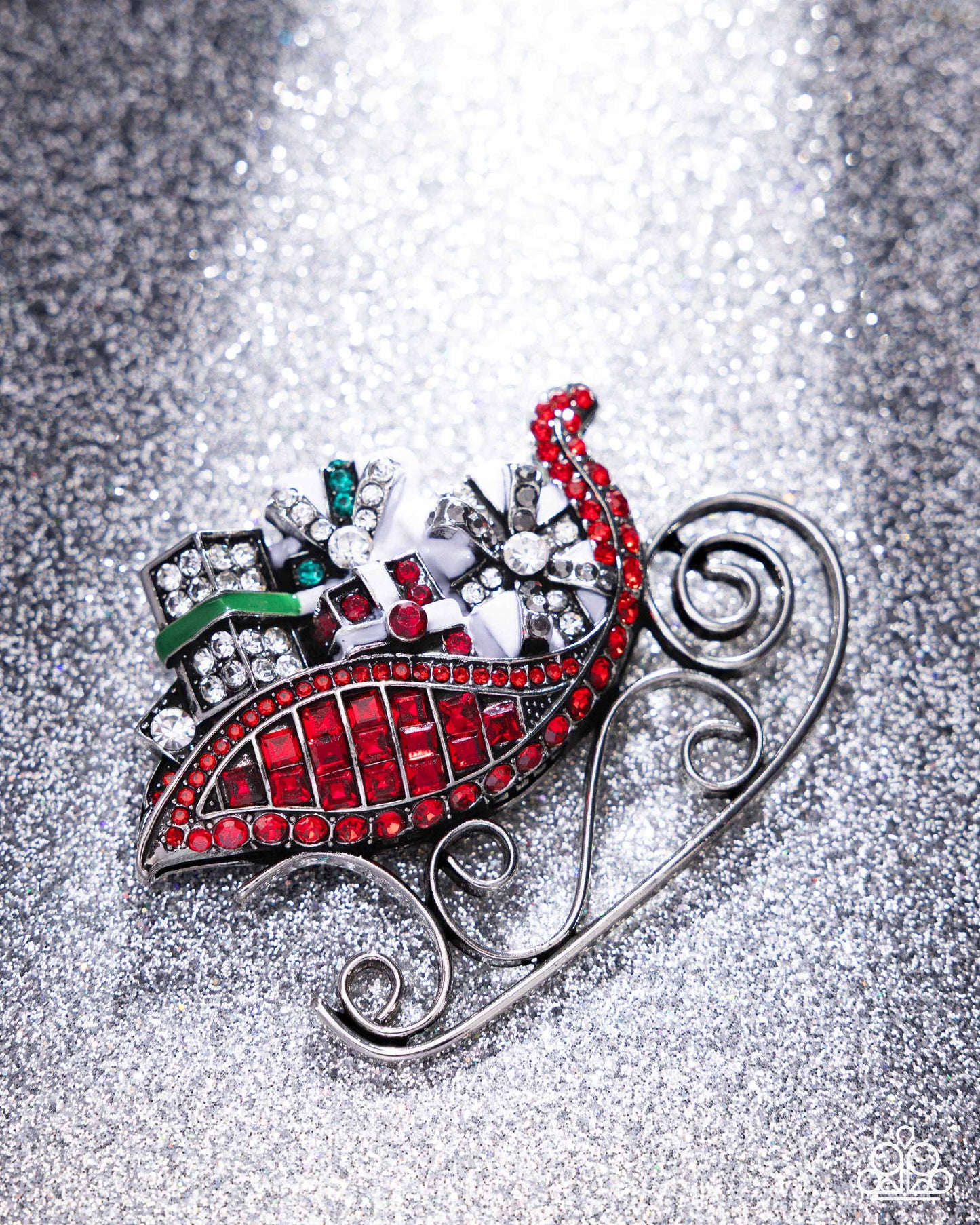 Sledding Shimmer - Brooches - Red