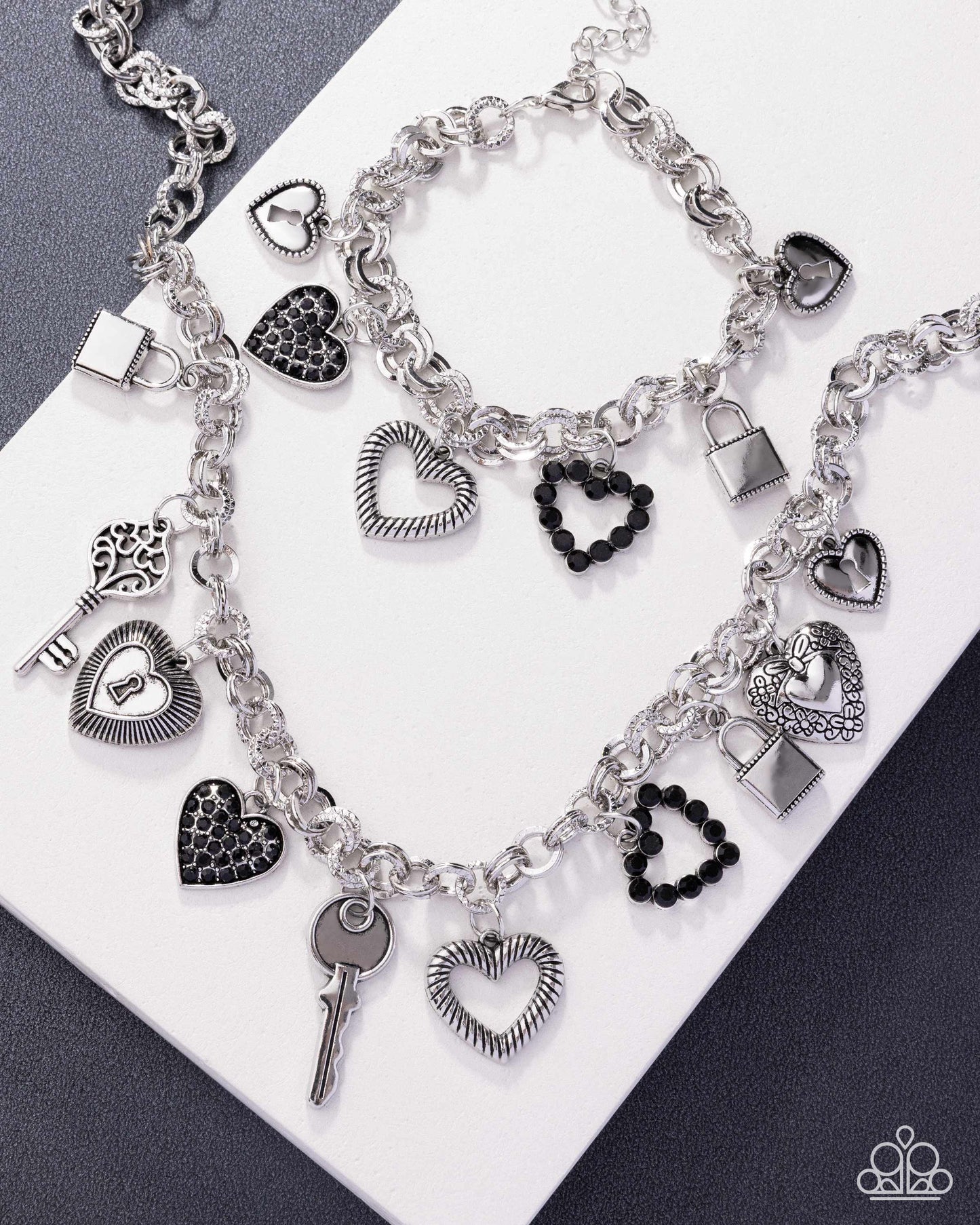 Intentional Influence - Sets - Hearts - Black