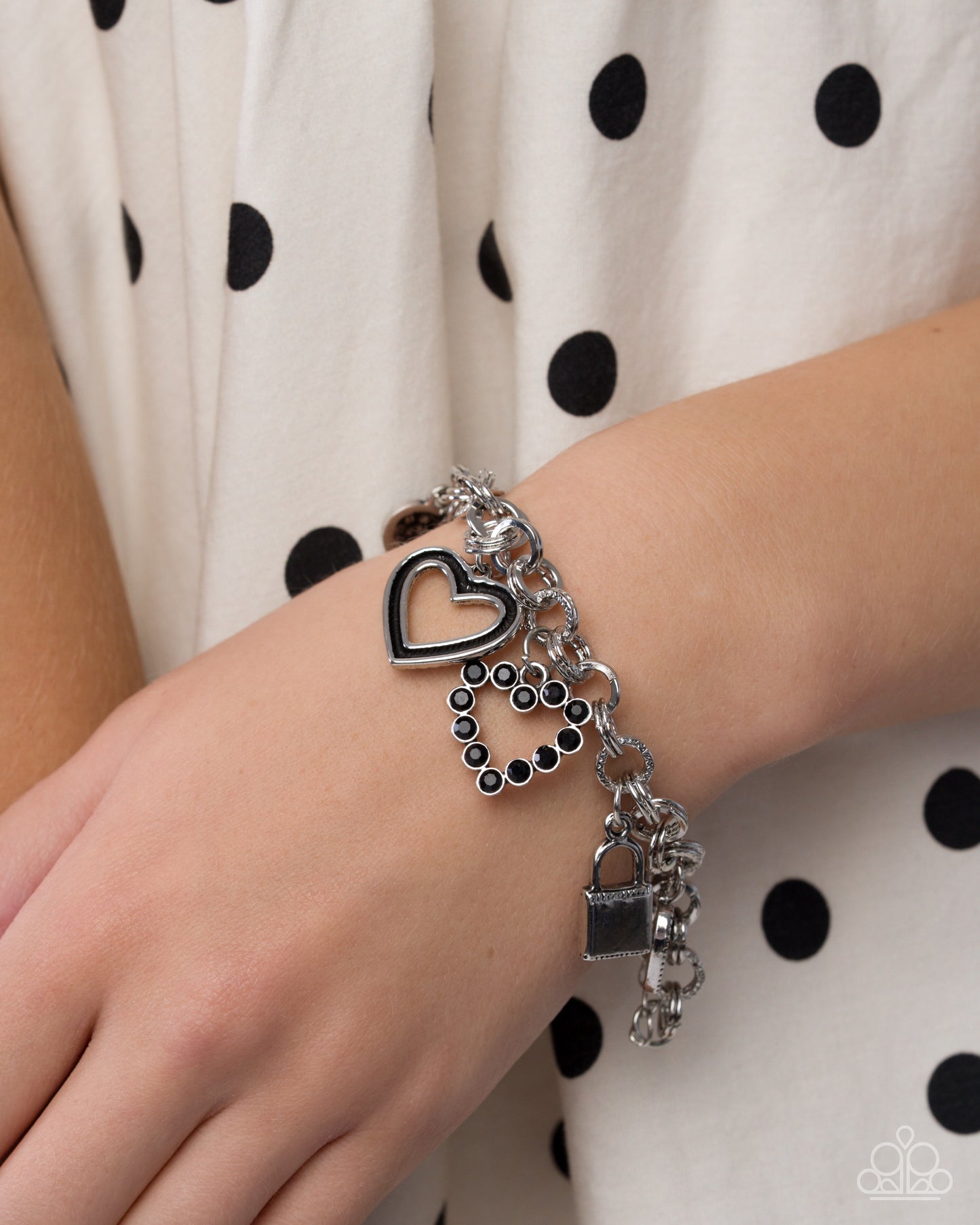 Intentional Influence - Sets - Hearts - Black