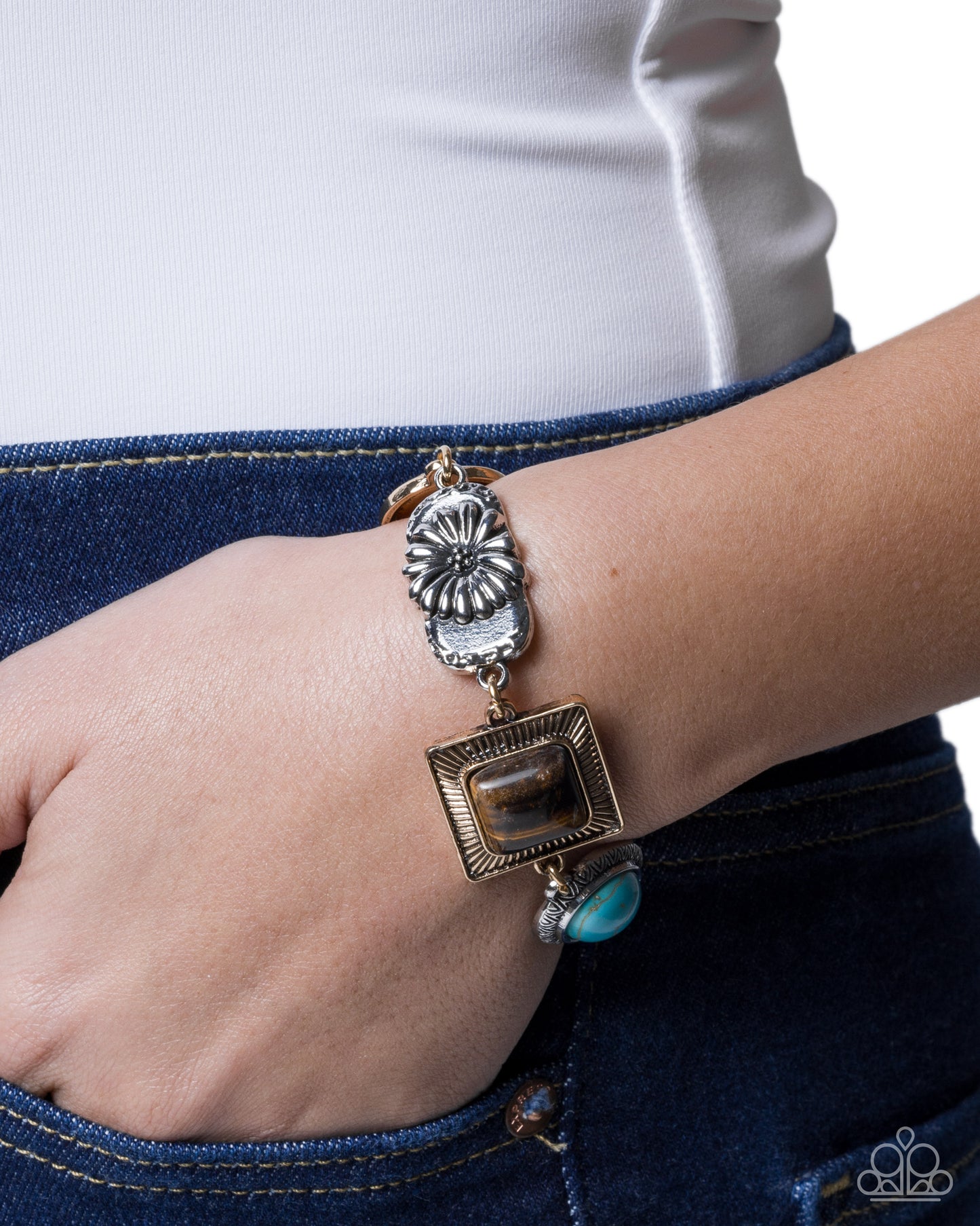 Chic Coordination - Multi