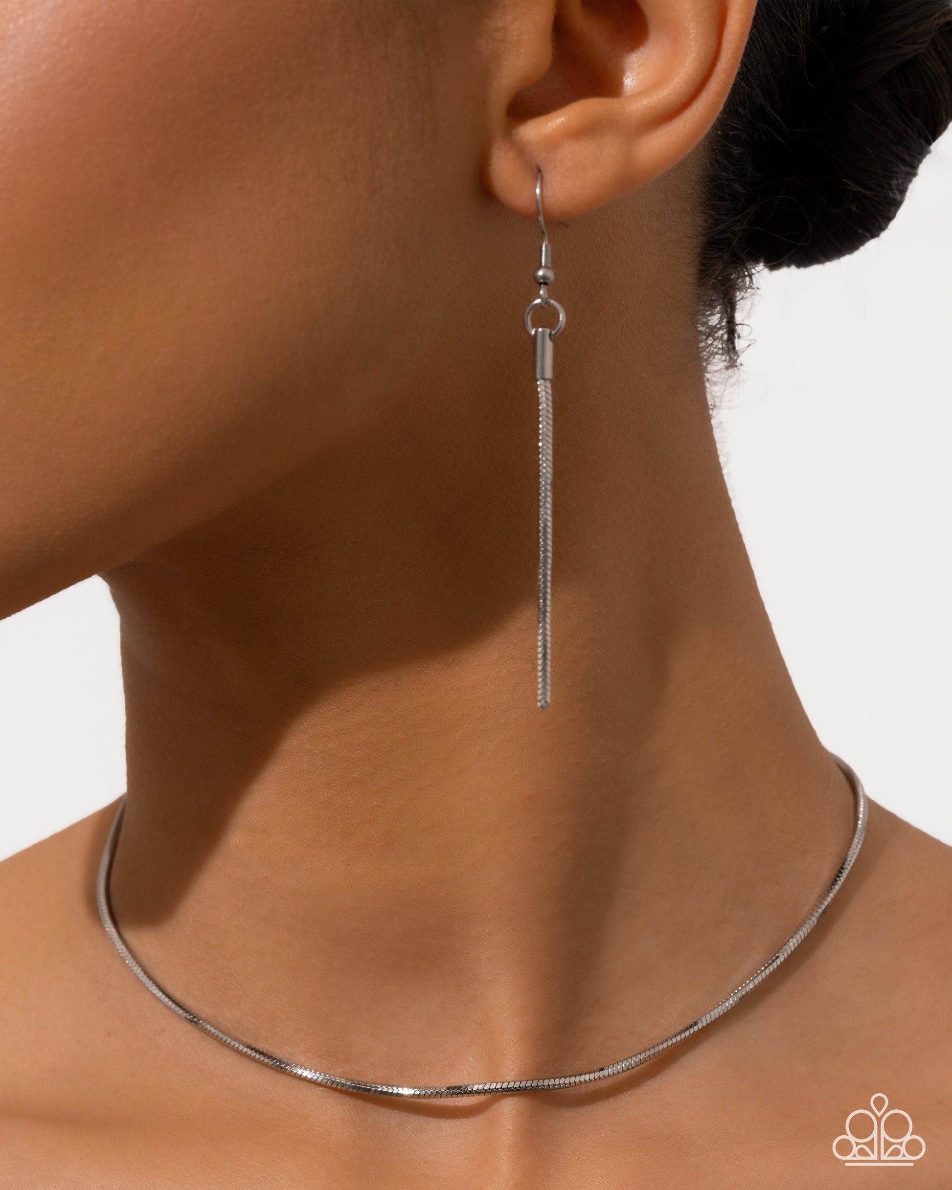 Coiled Celebration - silver - Paparazzi necklace