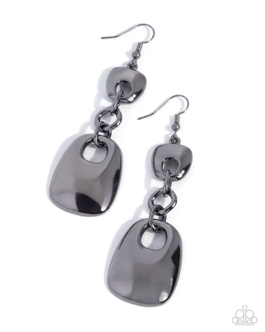 Elaborate Edge - black - Paparazzi earrings