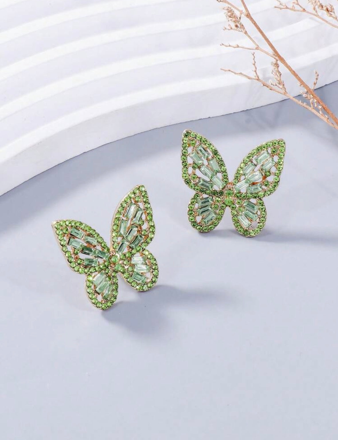 The Monarch - Green