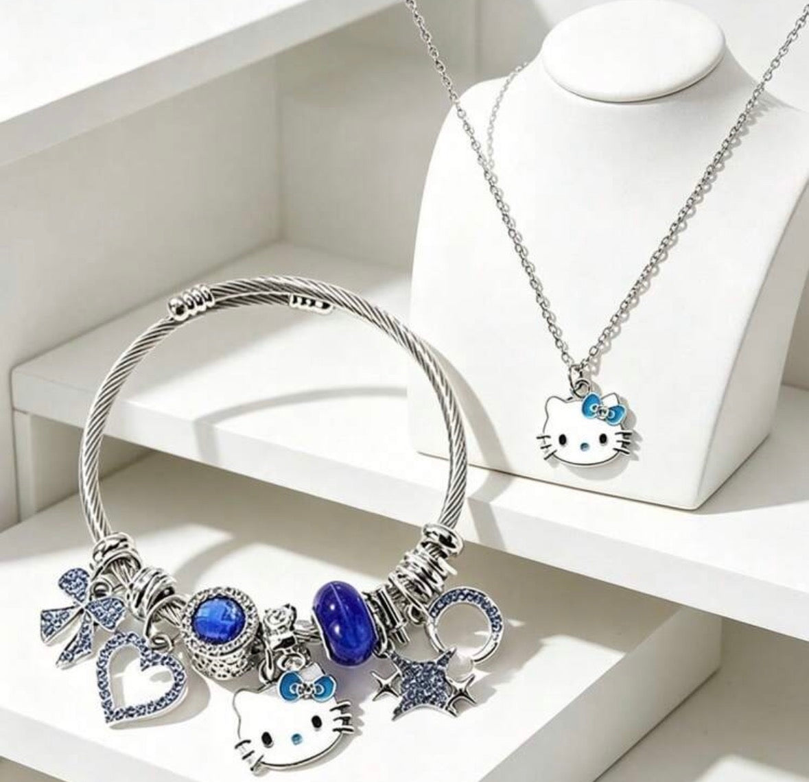 Hello Kitty Cat - Blue - Complete Look