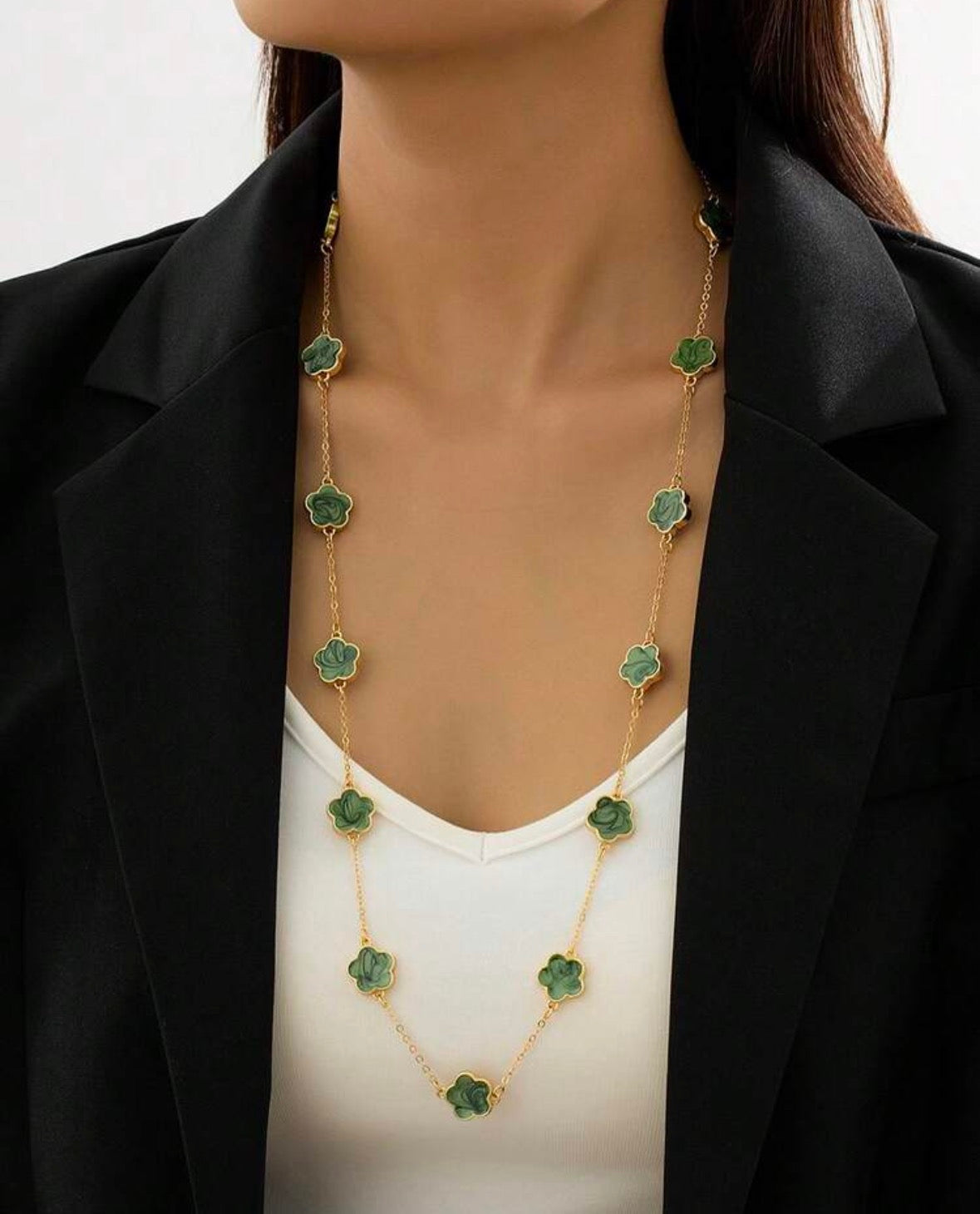 Louis V Bouquet - Green
