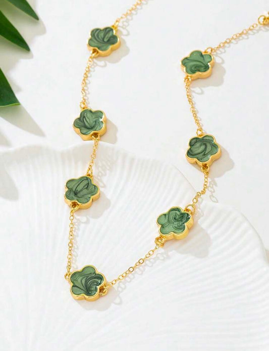 Louis V Bouquet - Green