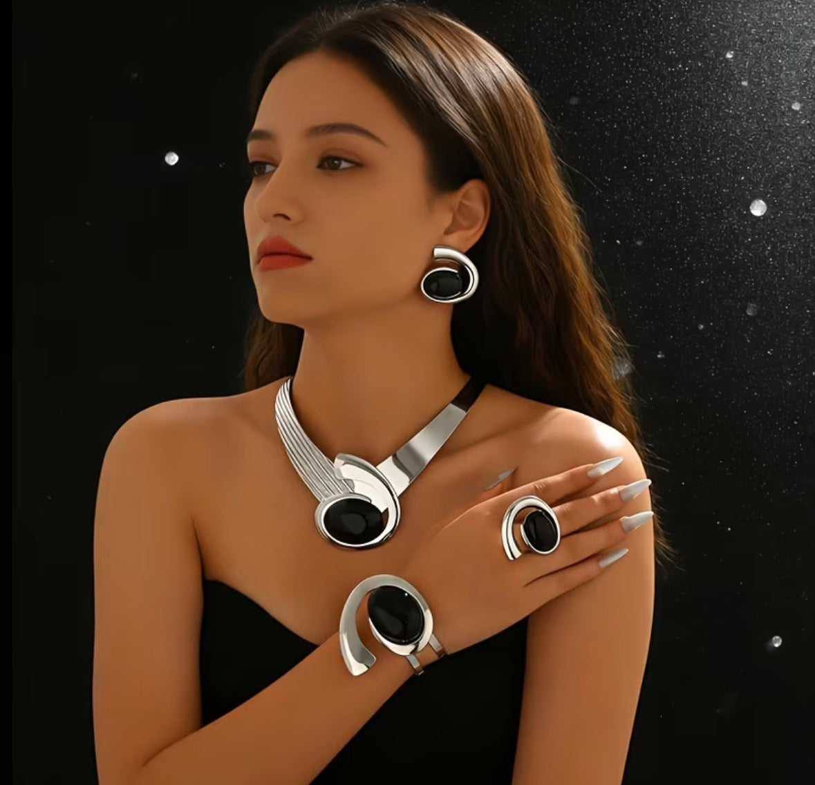 Space Goddess - Black - Complete Look