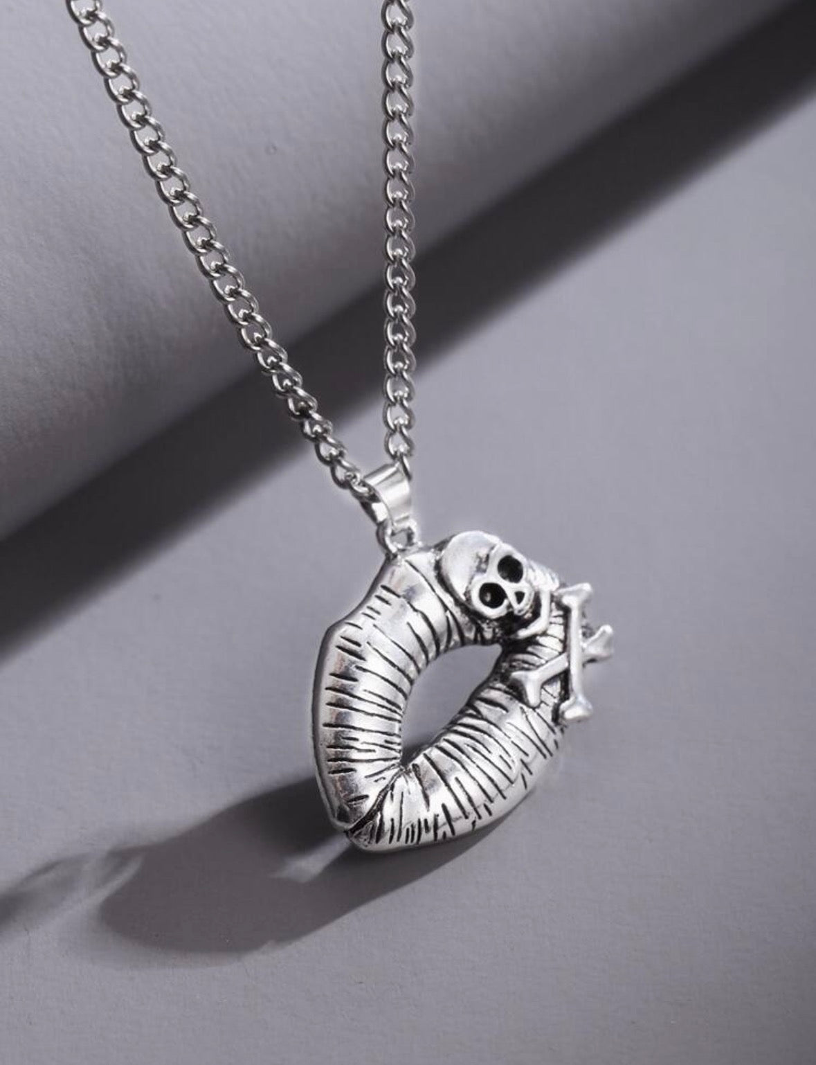 The Kiss Of Death - Silver