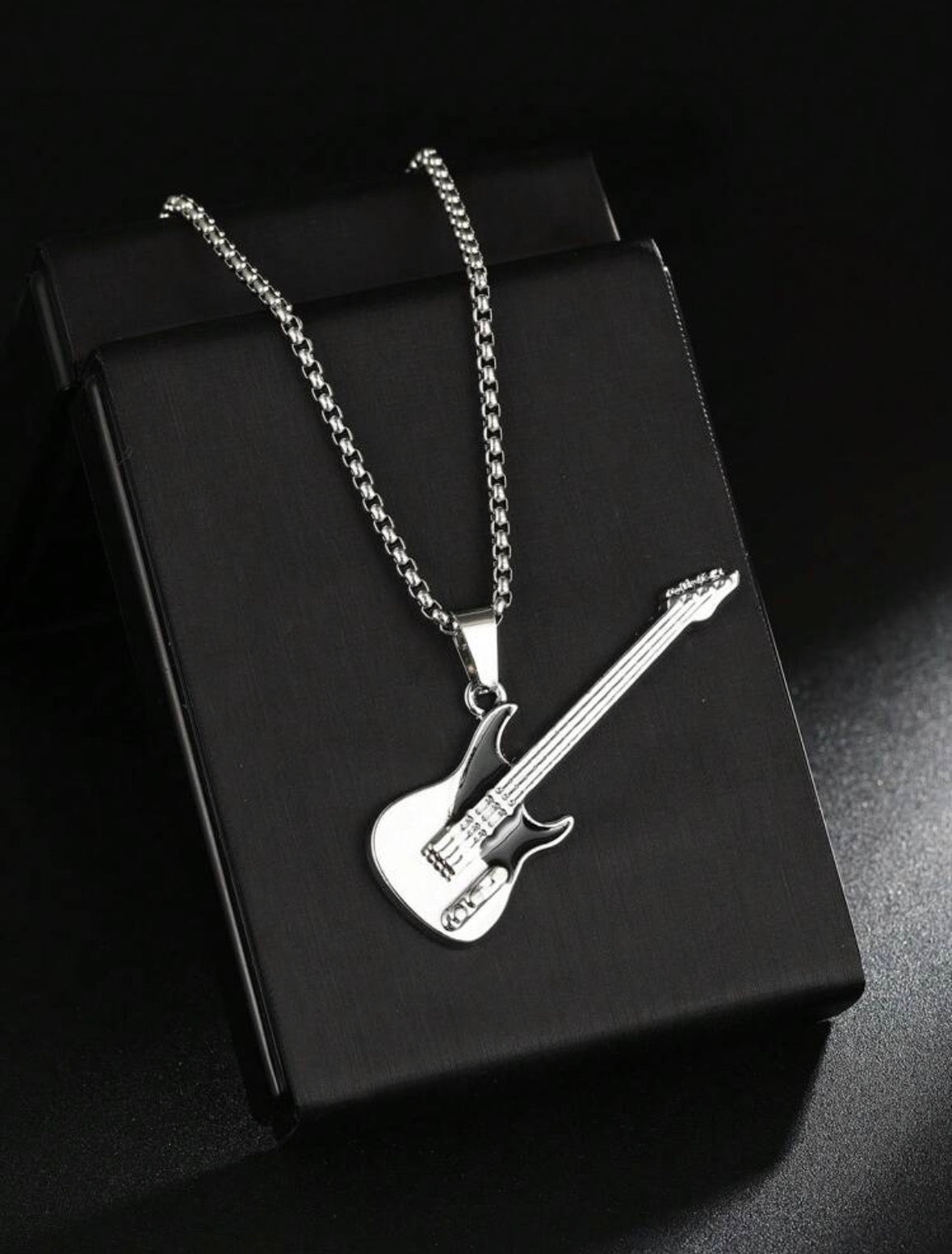 Gibson Dreams - Black