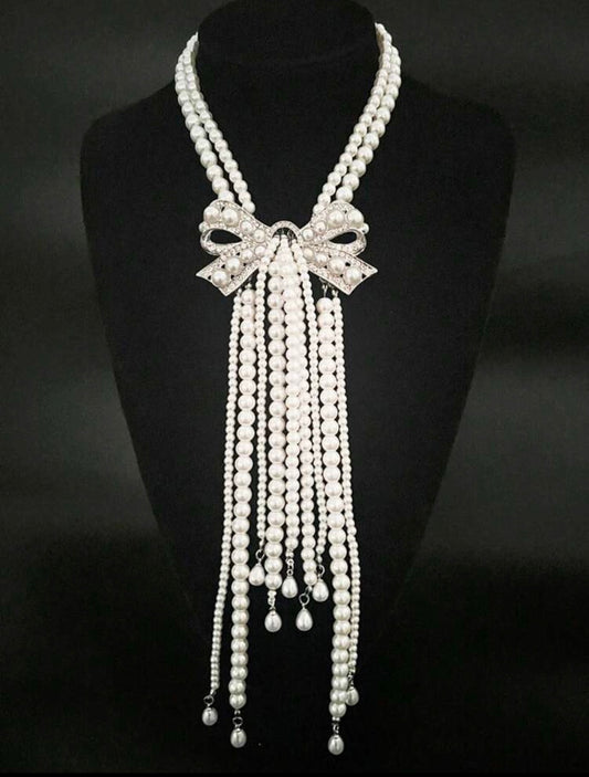 Bow of Bounty - White