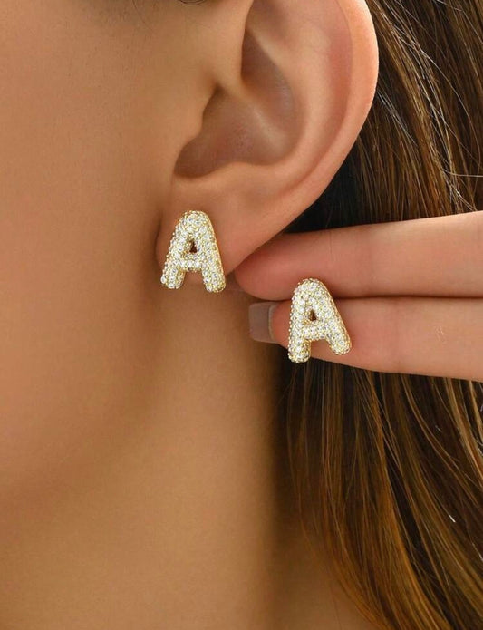 Spot On - Gold - Initials - M