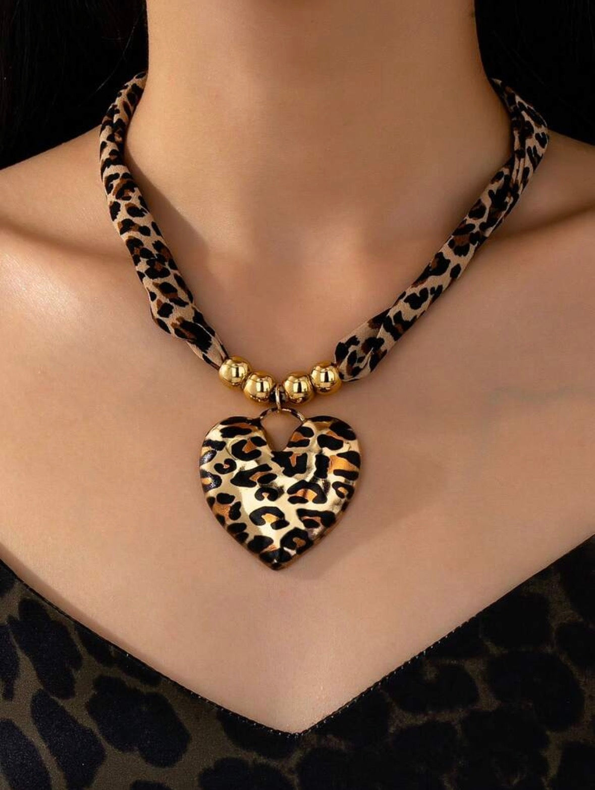 Leopard Loves - Brown
