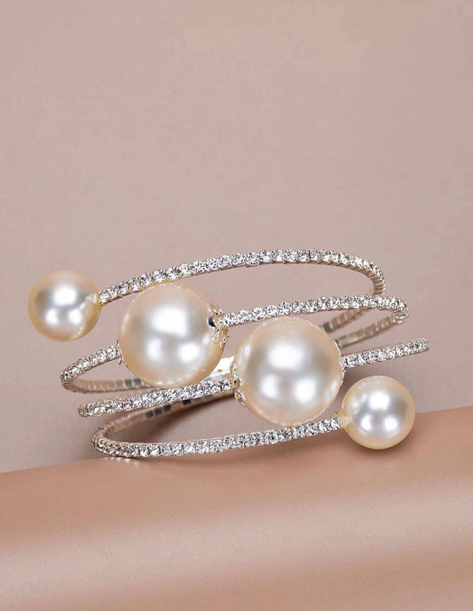 Curls Of Pearls - White