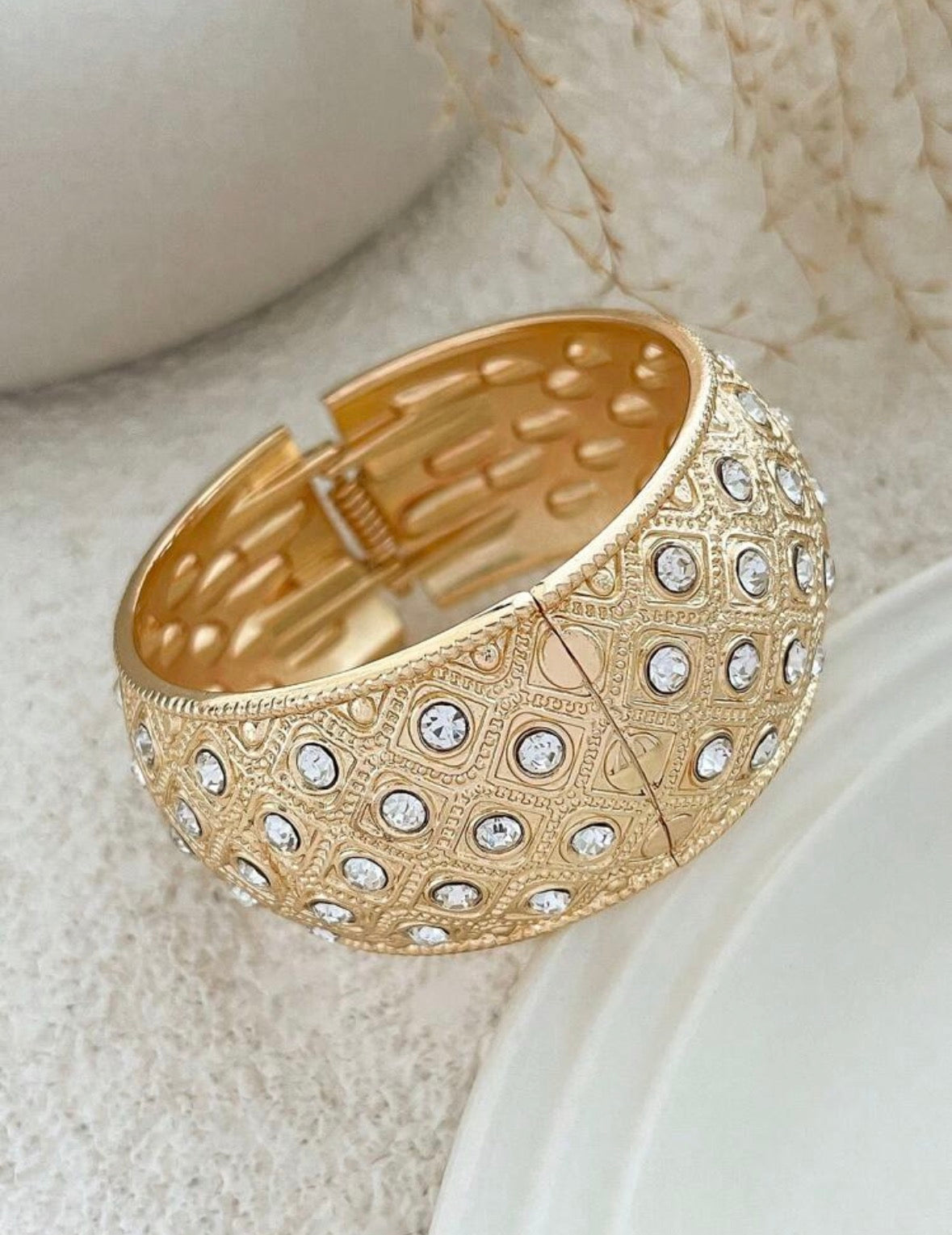 Princess Dottie - Gold