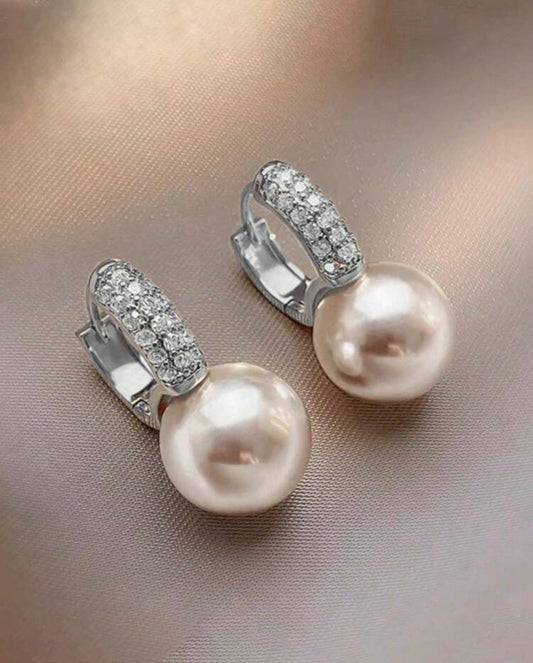 Pearly Girl - White