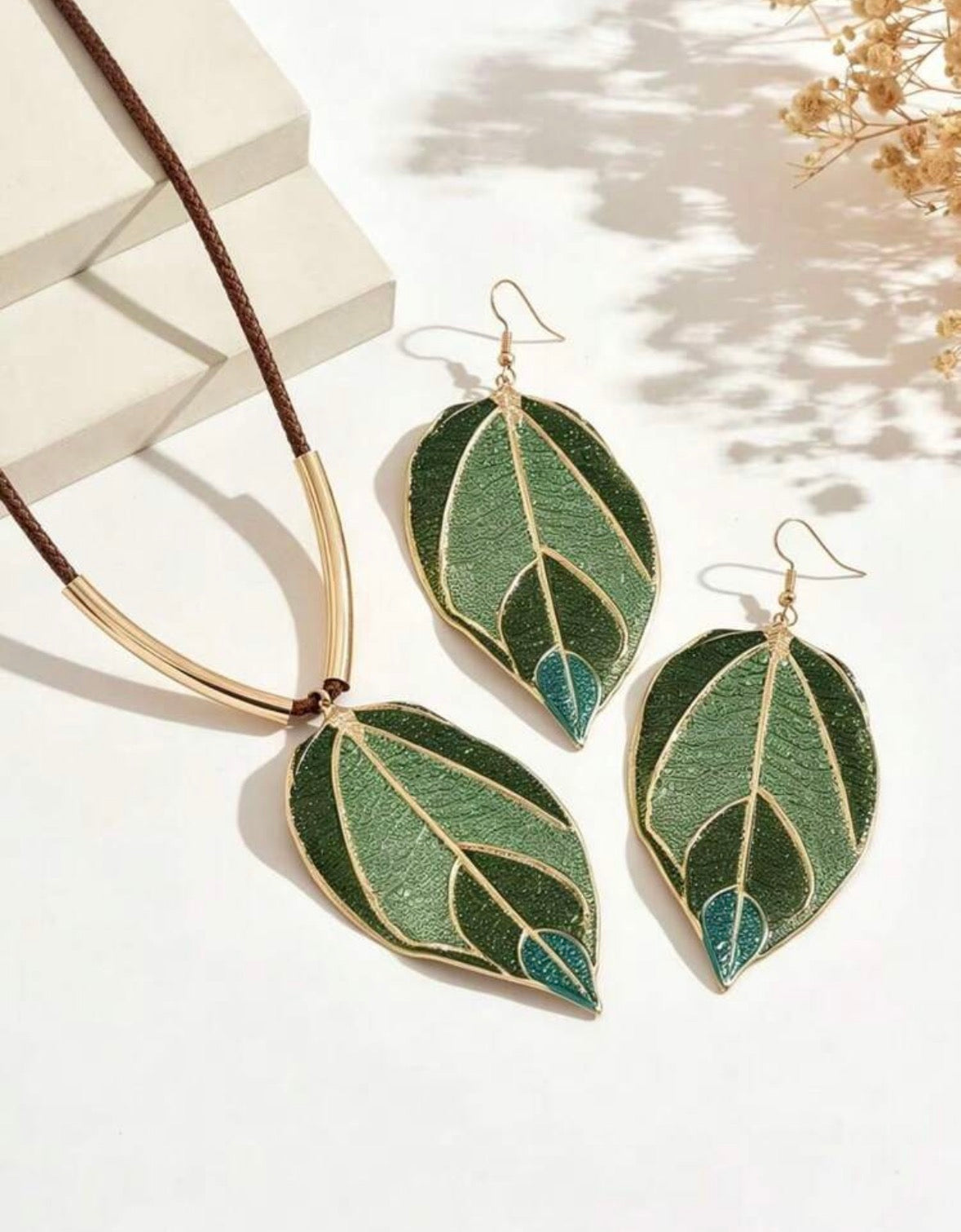 LEAF Me Be - Green - Complete Look