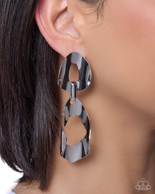 Iconic Illusion - silver - Paparazzi earrings
